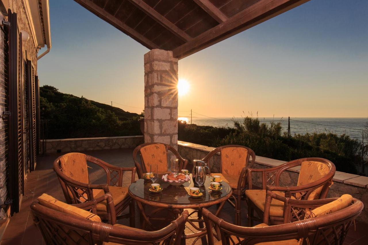 Villa Quietude Agios Stefanos Avliotes  Dış mekan fotoğraf
